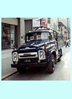 TLV-62a 日産680型 新聞輸送車 （読売新聞）