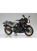KAWASAKI GPz900R 黒/金