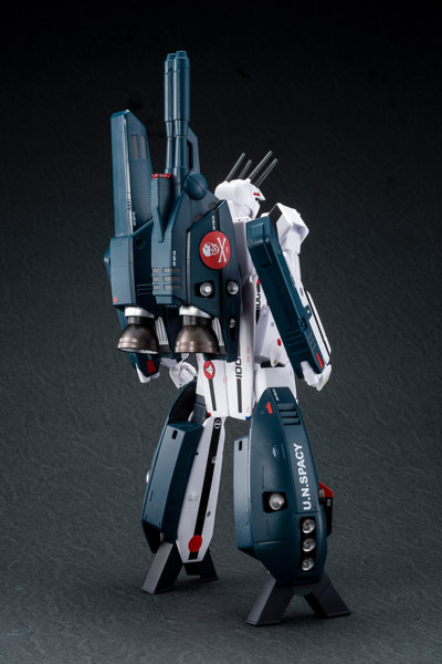 【再販】超時空要塞マクロス 愛・おぼえていますか 完全変形VF-1S ストライクバルキリー 一条輝 搭乗機 ...