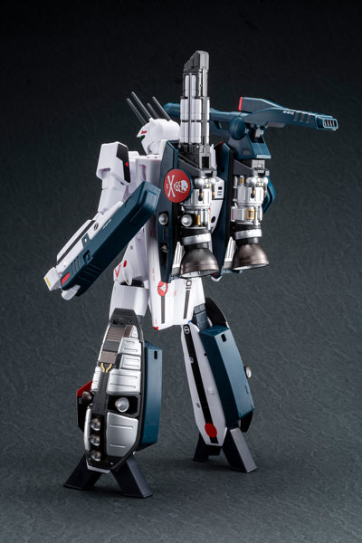 【再販】超時空要塞マクロス 愛・おぼえていますか 完全変形VF-1S ストライクバルキリー 一条輝 搭乗機 ...