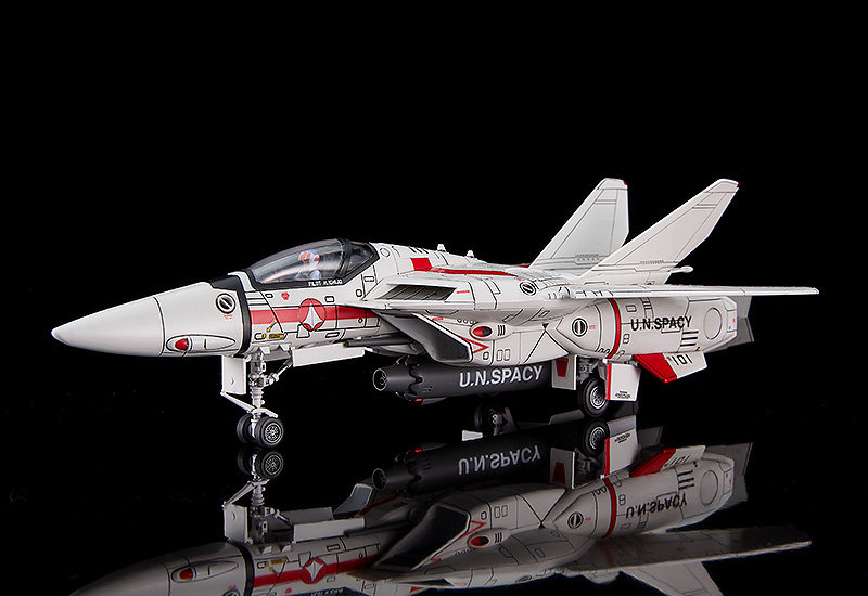 PLAMAX 超時空要塞マクロス PX06 1/72 VF-1J ファイターバルキリー バーミリオン小隊（一条輝機）
