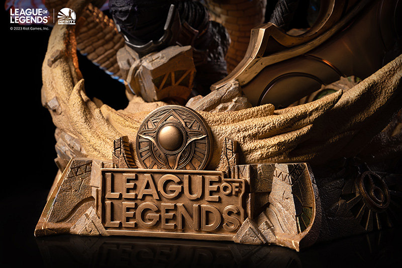 Infinity Studio X League of Legends 1/4 The Butcher of the Sands Renekton statue （Worlds Ver.）