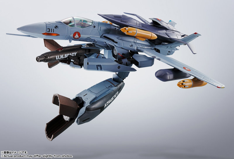 HI-METAL R マクロスゼロ VF-0Aフェニックス（工藤シン機） ＋ QF-2200D-B ゴースト