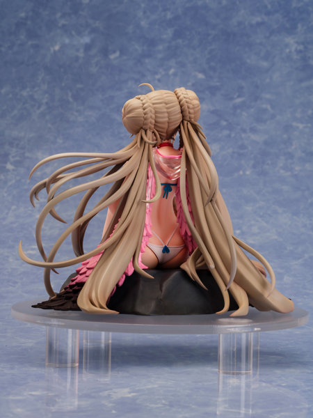 アズールレーン フォーミダブル ロイヤルレディの海ver. 1/7スケールフィギュア