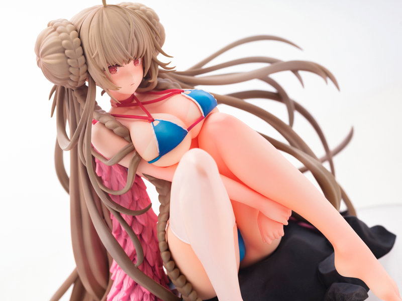 アズールレーン フォーミダブル ロイヤルレディの海ver. 1/7スケールフィギュア