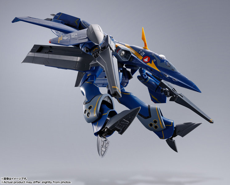 DX超合金 YF-21 マクロスプラス （ガルド・ゴア・ボーマン機）