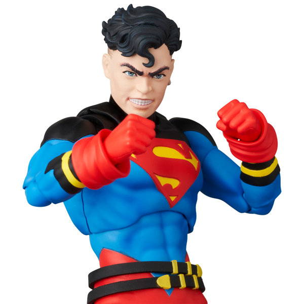 MAFEX SUPERBOY（RETURN OF SUPERMAN）