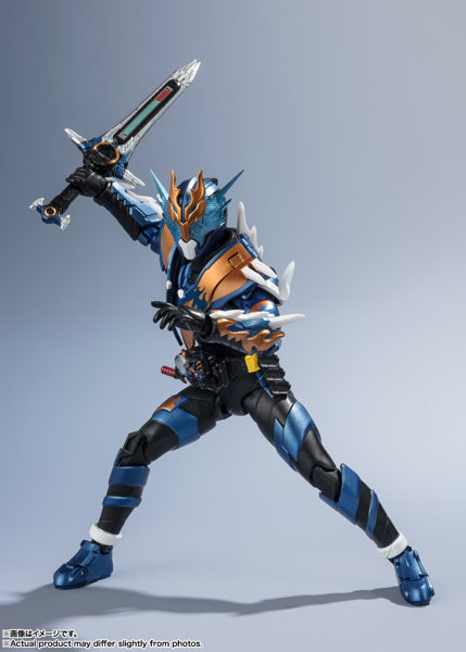 S.H.Figuarts 仮面ライダークローズ 平成ジェネレーションズエディション