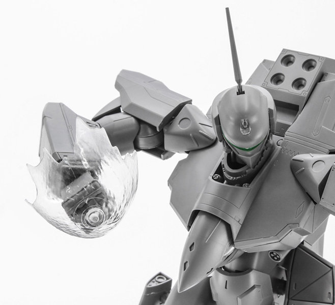 M33 1/72 YF-19 バトロイド ‘マクロス プラス’