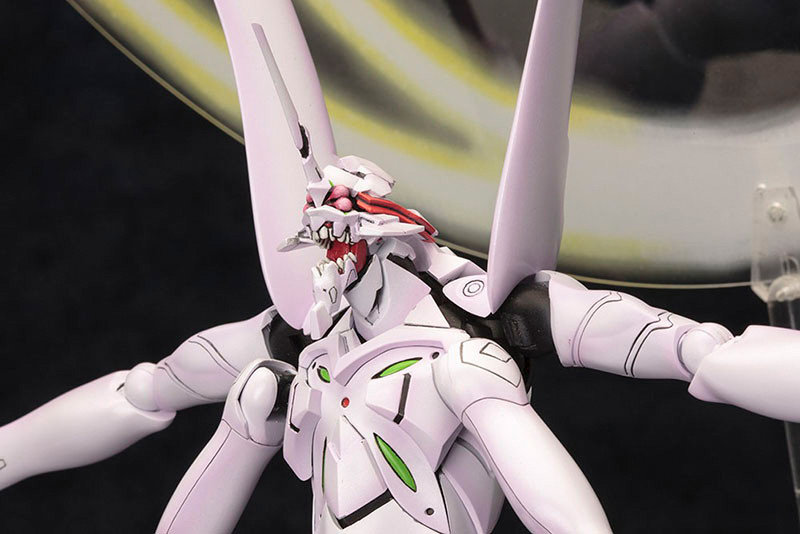 エヴァンゲリオン第13号機 疑似シン化第3＋形態（推定）
