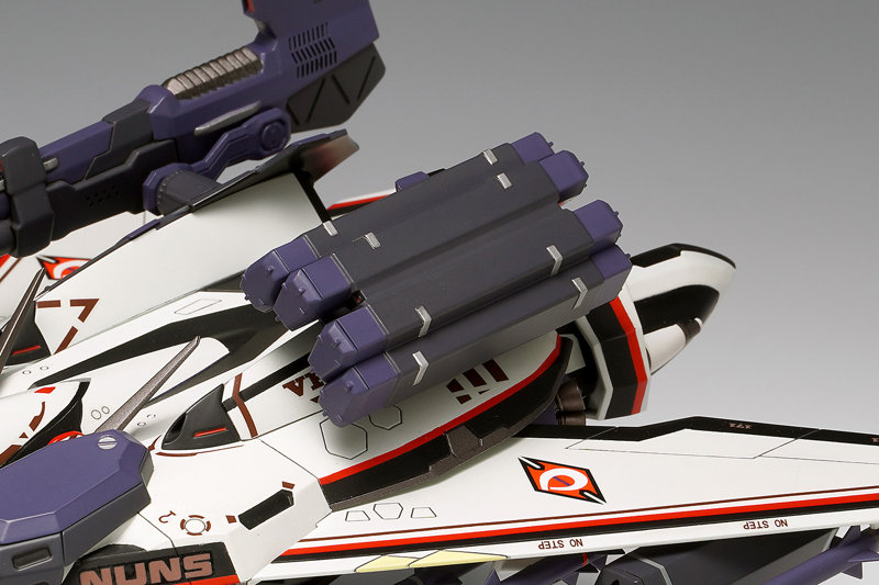 VF-171EX アーマードナイトメアプラス ［アルト機］