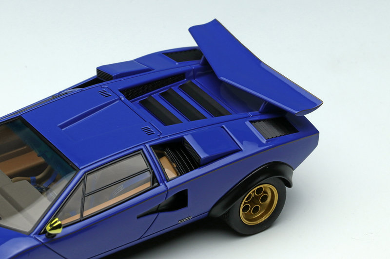 ランボルギーニ カウンタック LP500S ウォルター・ウルフ 2nd Ch.1120202 1976 ブルー elf ステッカーなし ランボルギーニ カウンタック LP500S ウォルター・ウルフ 2nd Ch.1120202 1976 ブルー elf ステッカーなし