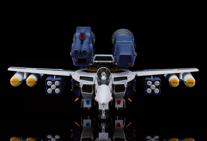 PLAMAX PX08 1/72 VF-1S ストライクファイターバルキリー スカルリーダー