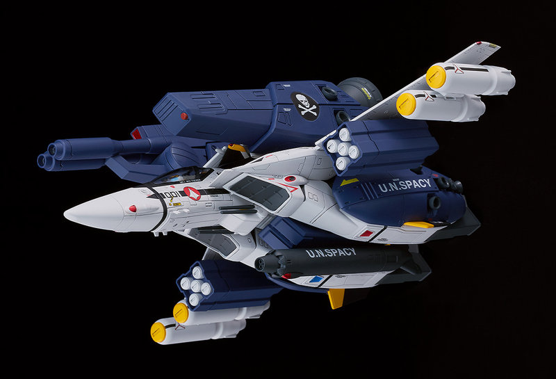 PLAMAX PX08 1/72 VF-1S ストライクファイターバルキリー スカルリーダー