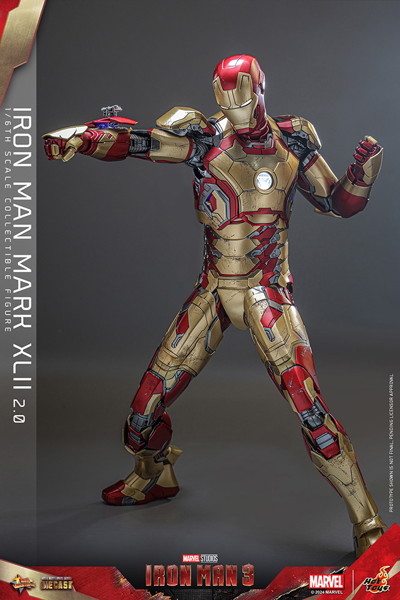 【ムービー・マスターピース DIECAST】 『アイアンマン3』1/6スケールフィギュア アイアンマン・マーク42（2.0版）