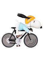 UDF PEANUTS BICYCLE RIDER SNOOPY