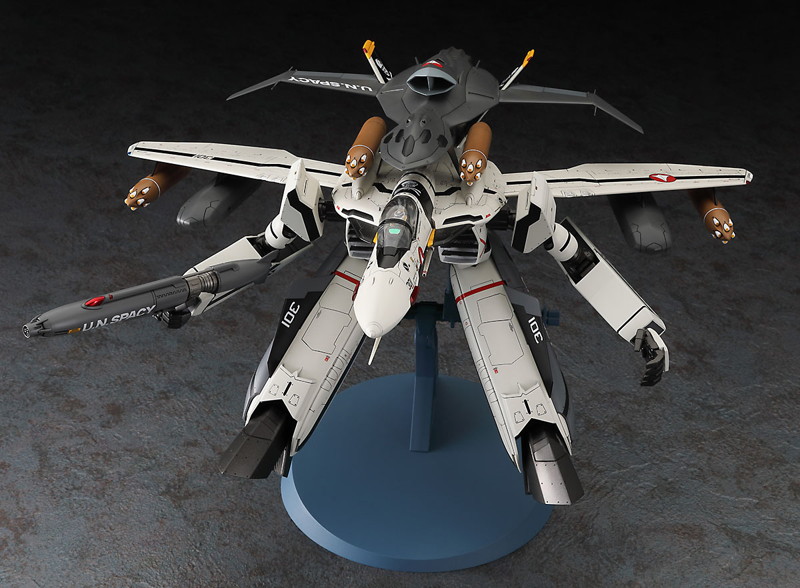 65889 1/72 VF-0S ガウォーク w/ゴースト ’マクロスゼロ’
