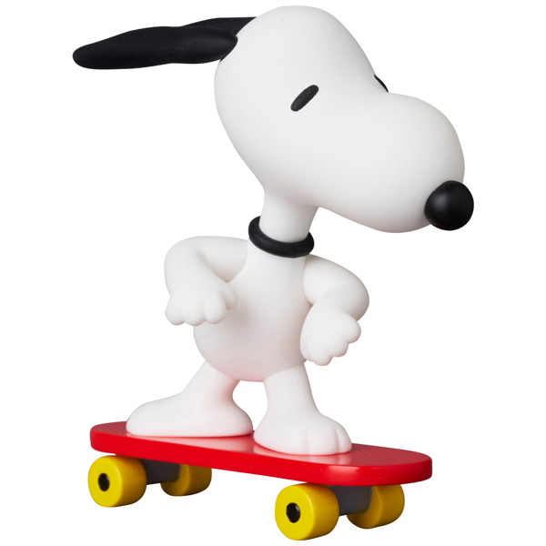 UDF PEANUTS SERIES 17 SKATEBOARD SNOOPY