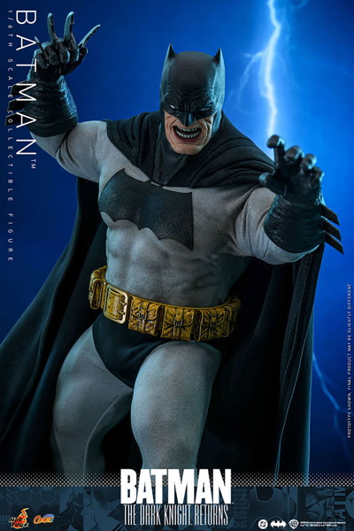 【コミック・マスターピース】 『バットマン:ダークナイト・リターンズ』1/6スケールフィギュア バットマン