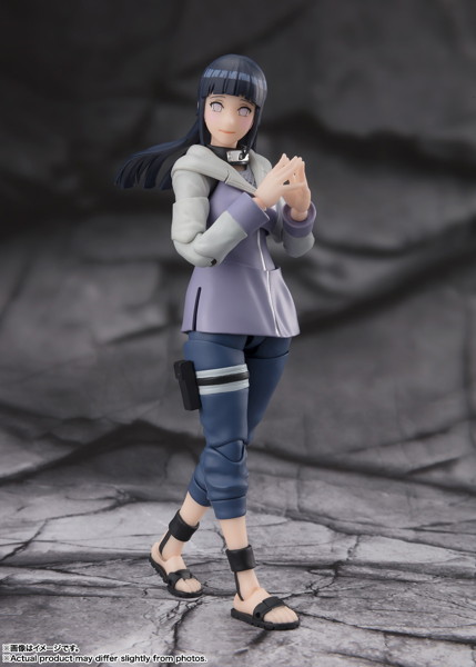 S.H.Figuarts NARUTO 日向ヒナタ-気高き白き双眸-