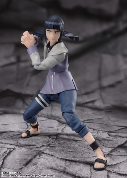 S.H.Figuarts NARUTO 日向ヒナタ-気高き白き双眸-