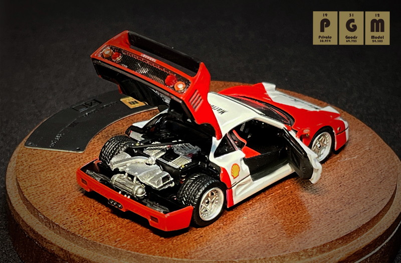 F40 White/Red-Rotating display 回転台座バージョン