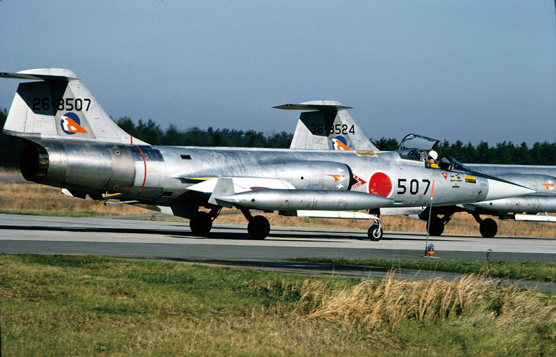 AE-41 1/48 航空自衛隊 F-104J スターファイター「栄光」 戦競 1980 第205飛行隊