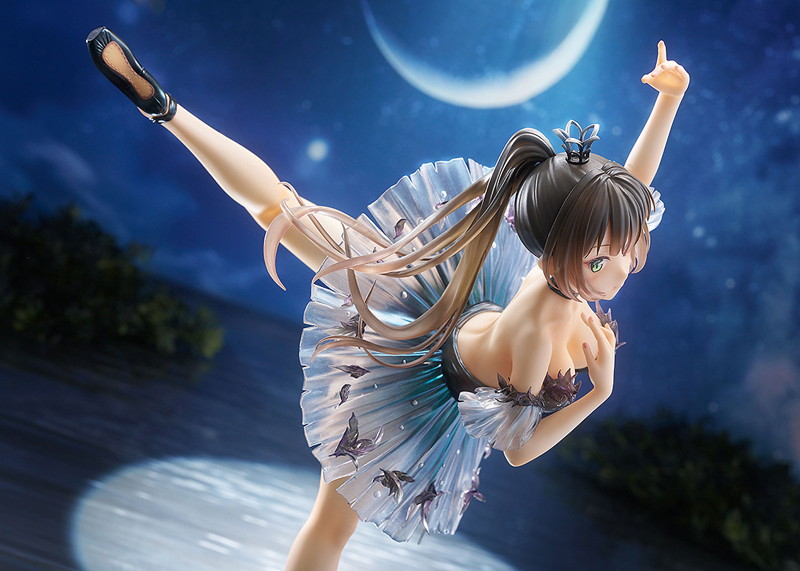 Avian Romance Pink Label 5 黒鳥の女の子