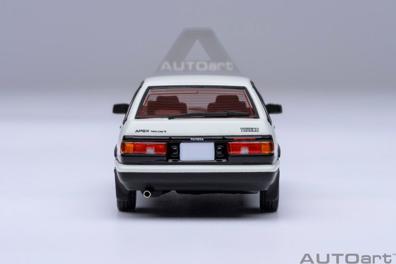トヨタ スプリンター トレノ（AE86）『頭文字 D』（「藤原とうふ店」 豆腐パーツ付属）