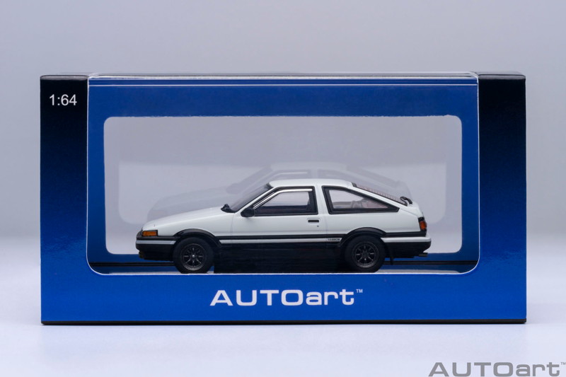 トヨタ スプリンター トレノ（AE86）『頭文字 D』（「藤原とうふ店」 豆腐パーツ付属）