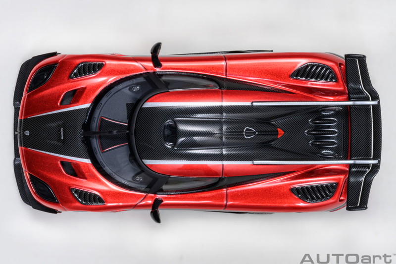 ケ-ニグセグ One:1(メタリック・レッド/カーボン・ブラック/シルバー) ケ-ニグセグ One:1(メタリック・レッド/カーボン・ブラック/シルバー)