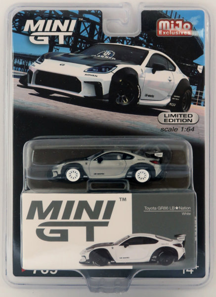 Toyota GR86 LB★Nation ホワイト(左ハンドル)