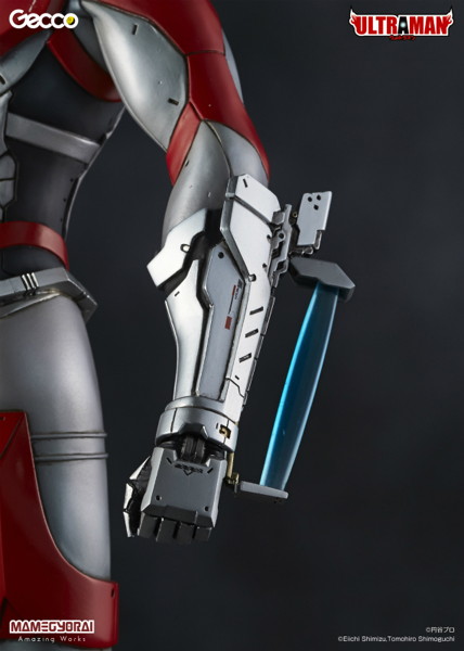 ULTRAMAN 1/6スケール・スタチュー