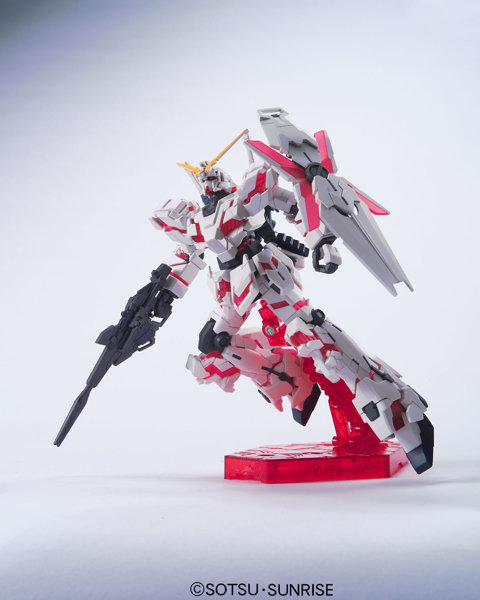 HGUC 1/144 100 RX-0 ユニコーンガンダム（デストロイモード）