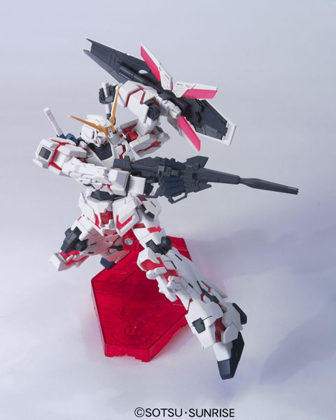 HGUC 1/144 100 RX-0 ユニコーンガンダム（デストロイモード）