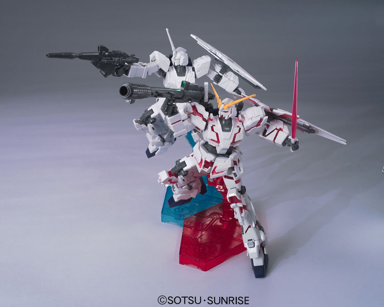 HGUC 1/144 100 RX-0 ユニコーンガンダム（デストロイモード）