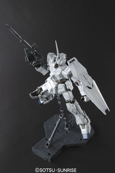 MG 1/100 131 ユニコーンガンダム