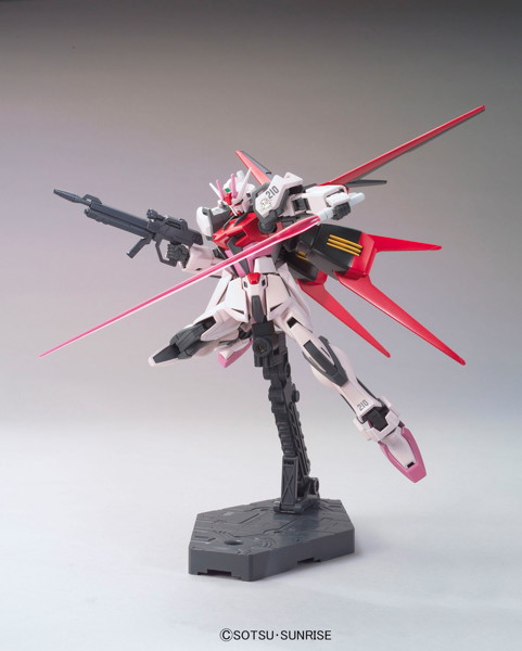 HGCE 1/144 176 ストライクルージュ