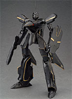 DMM.com [マクロスプラス 1/60 完全変形版 YF-19 25周年記念モデル 