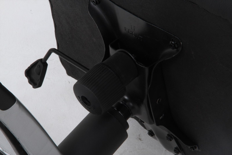 メッシュバックチェアー KL88 マイネル BK