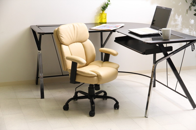 PUプレジデントチェアーマンチェスター IV