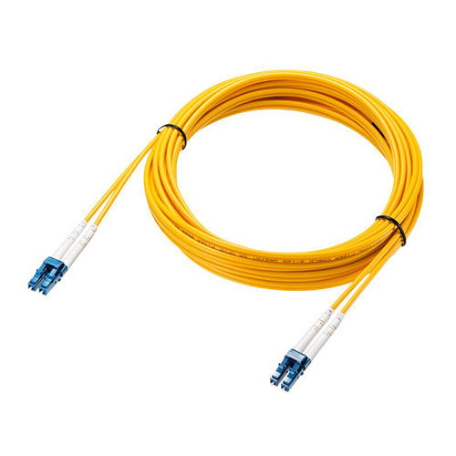 サンワサプライ 補強メガネ型光ファイバケーブル シングルモード・LC×2-LC×2・5m HKB-HLCLC1-05 4,686円