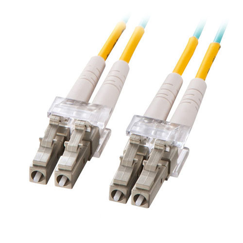 サンワサプライ メガネ型光ファイバケーブル（マルチ50μmOM3 LC×2-LC×2 3m） HKB-OM3LCLC-03N