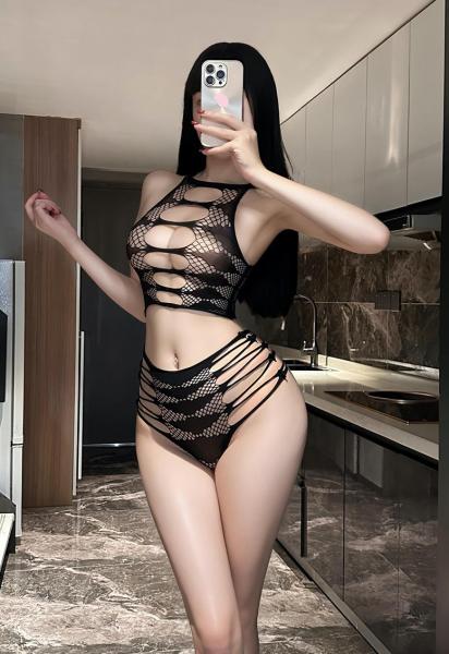 過激 セパレート セットアップ 【漆黒ブラック/黒】 ラダースリット 穴あき 胸開き へそ出し ハイウエスト メッシュ セクシー ランジェリー フリーサイズ 画像3