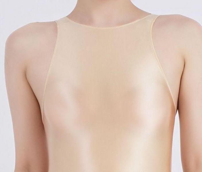 【濡れ艶光沢×限界ハイレグ】「肌に吸い付いて離れない…」極上シルキータッチ ピチピチ密着レオタード ウルトラハイレグ 美脚・美尻メイク 光沢スキンベージュ 大きいサイズ XXL F-761 画像2