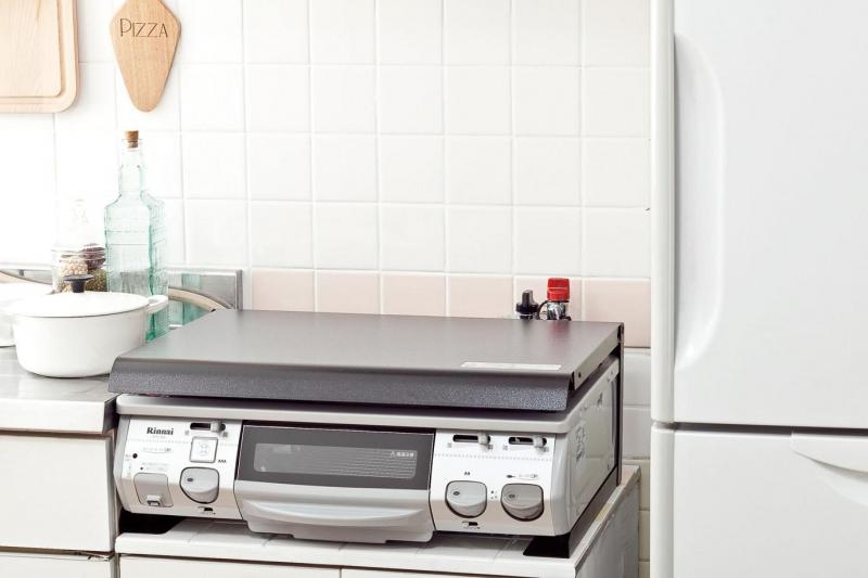 池永鉄工 コンロカバー 油はねガード 両用 日本製 ガス・IH 59.5×43×5cm 調理スペース コンロ 蓋 ブラック IK-10B