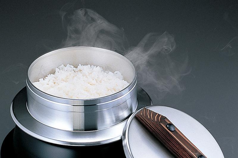 ウルシヤマ金属工業釜飯ご飯窯5合ガス火専用アルミ製日本製謹製釜炊き