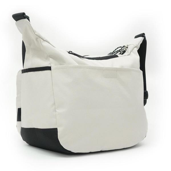 アウトドアプロダクツ OUTDOOR PRODUCTS ショルダーバッグ 大容量 メンズ レディース ロゴテープ 通勤 通学 ライトグレー（プリントタイプ）